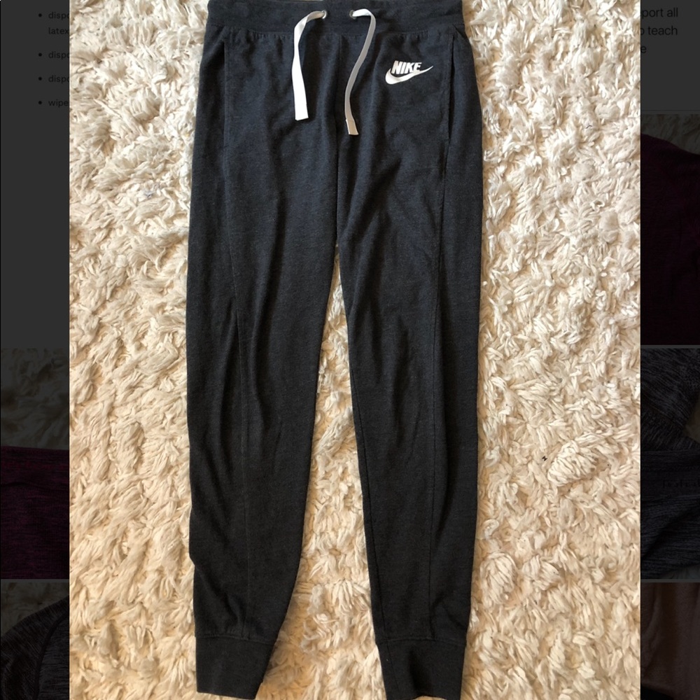 Nike Joggers